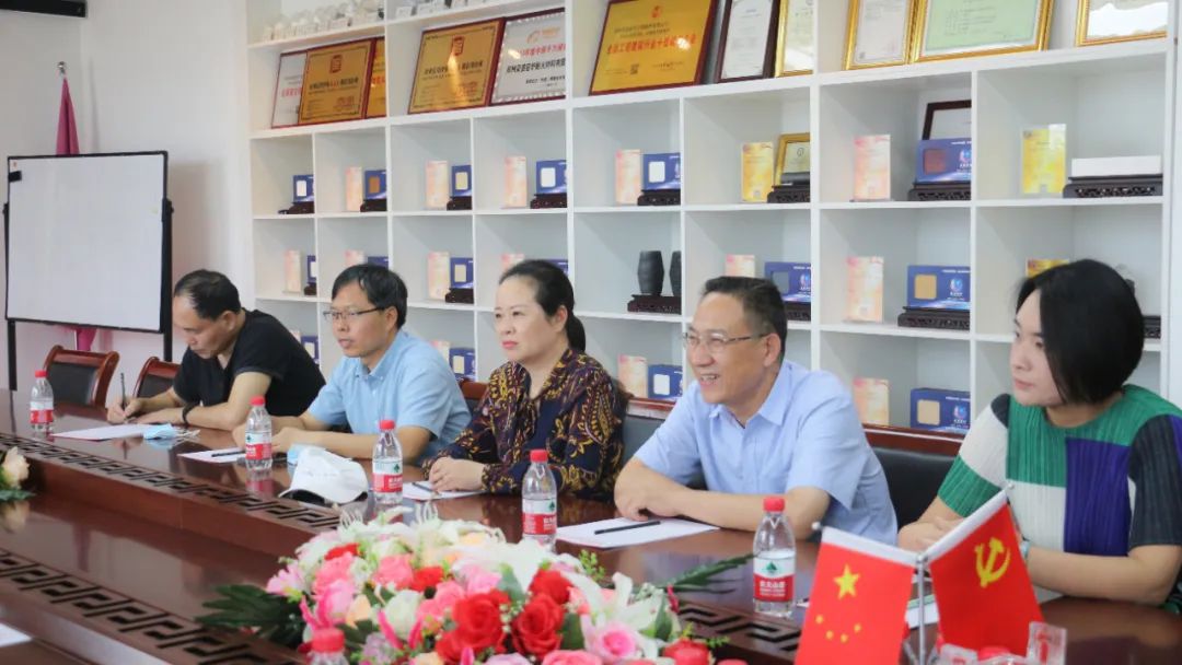 九三學社河南省科技廳委員會蒞臨榮盛科技集團調(diào)研指導